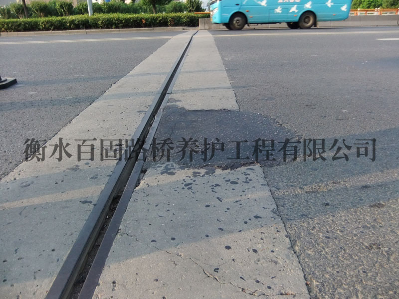 G104��(gu��)���h(hu��n)�ƈ@�δ󝾘���s�p�Ɠp��λ���ٓ��޹���